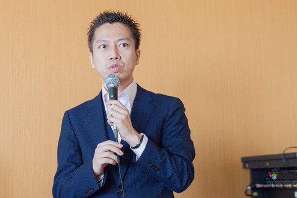 【医療ICTにAIとロボット】慈恵医大がPepperを医療ICTに活用する実証実験を発表！フライトシステムとジェナと共同研究開発