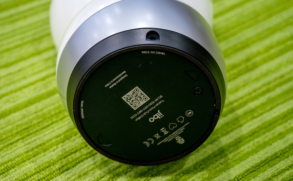 世界初の家庭向けソーシャルロボット「Jibo」を入手したので早速「開封の儀 」！