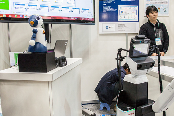 NTT×トヨタ×NTT東日本のロボットが「R-env:連舞(れんぶ)」で連携パフォーマンス！NTT東日本のロボットは初公開