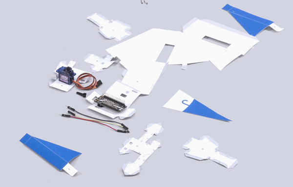 Google Assistant経由で制御できる自作ペーパークラフト「Paper Signals」登場！