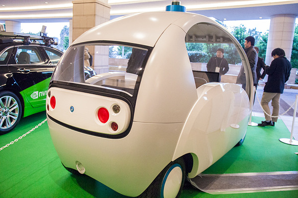 【可愛い】ハンドルもアクセルもない自動運転AIモビリティ「Milee（マイリー）」の展示車を見に行ってきた