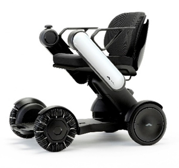 パーソナルモビリティ「WHILL Model CR」発売！自動走行・自動停止・追従走行などの研究開発プラットフォーム