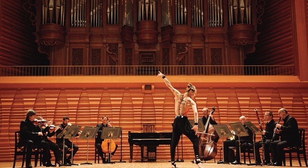 【動画あり】ヤマハのAIがダンサーをピアニストに！ダンスに呼応する自動ピアノの演奏とアンサンブル「舞・飛天遊」を動画で公開