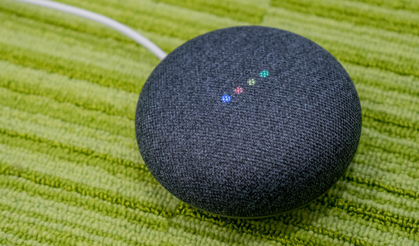 Amazon Echo Dot・Google Home Mini、ホリデーシーズンは原価割れでもシェア拡大を優先