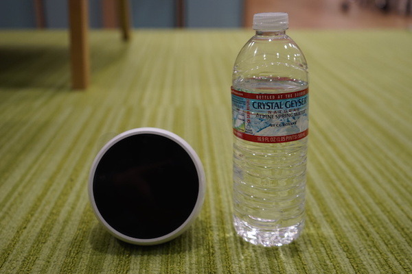 円形ディスプレイつきスマートスピーカー「Echo Spot」開封の儀