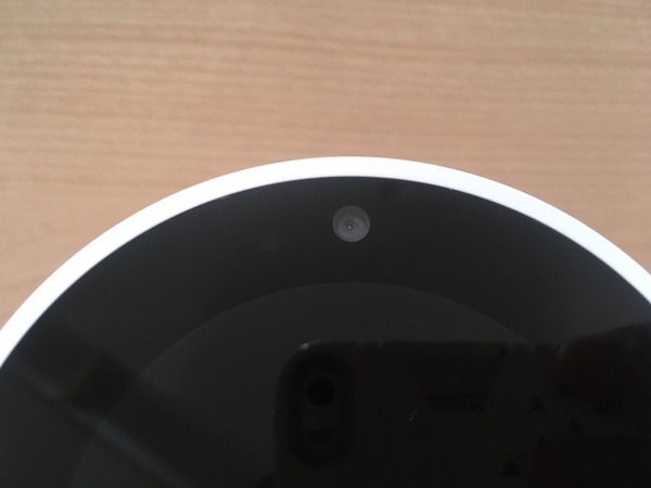 円形ディスプレイつきスマートスピーカー「Echo Spot」開封の儀