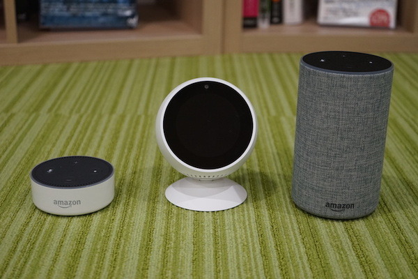 円形ディスプレイつきスマートスピーカー「Echo Spot」開封の儀