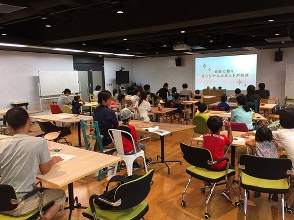 ダンボールロボット「embot（エムボット」、先行予約で予定の5倍を販売　今夏に商用版発売へ