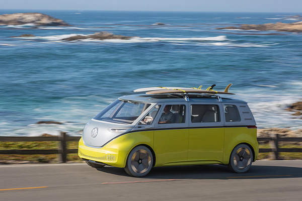 【自動運転車のある未来】GMがハンドルのない自動運転車を2019年実用化へ！NVIDIAとサーファー憧れの次世代「ワーゲンバス」の関係