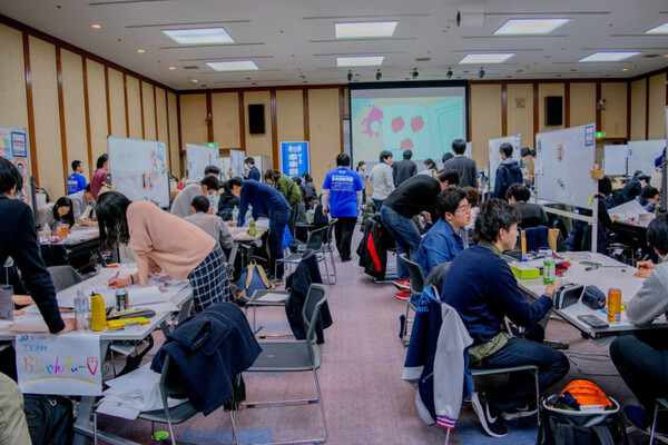 福岡で学生向け「ロボットアイデアソン」が開催　地元の有力企業、学生112名、ロボット6種が集結