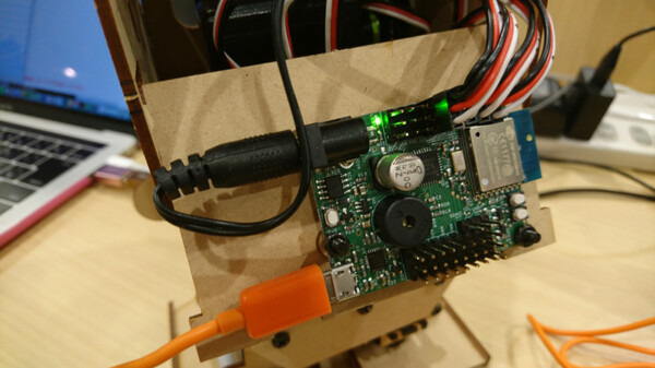 【明日1月31日発売】組み立て式ロボット「ピッコロボIoT」を動かしてみた！