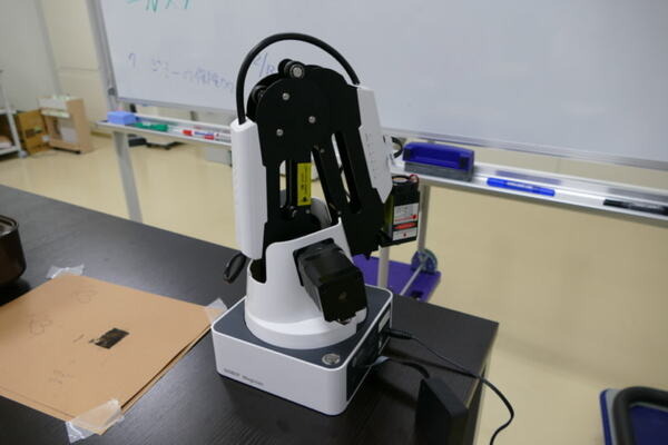 コネクテッドロボティクスはタコ焼きから飲食ロボットサービス市場立ち上げを目指す