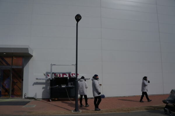 世界初の「ロボットオリンピック」となるか？ 平昌五輪現地レポート　ロボットスキーや案内ロボも