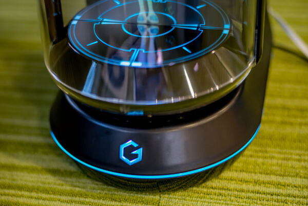 【動画あり】俺の嫁・バーチャルホームロボット「Gatebox」が届いた！ 開封の儀 & 話してみた