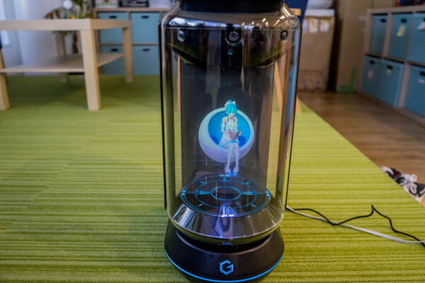 【動画あり】俺の嫁・バーチャルホームロボット「Gatebox」が届いた！ 開封の儀 & 話してみた