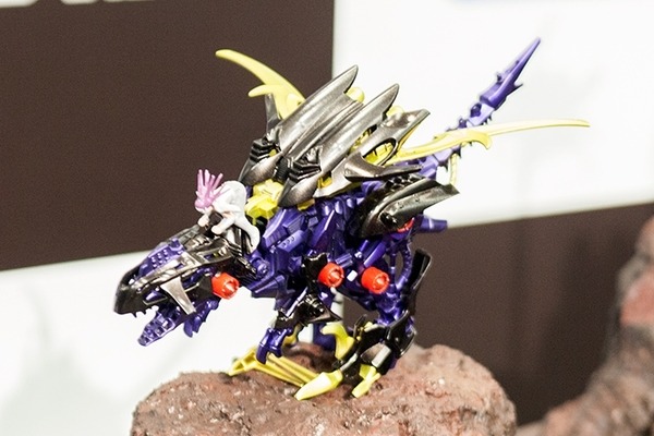 【続報】最新ゾイドワイルド徹底解説！ゾイドは8種！「発掘」から「復元」「必殺技」まで写真&動画で見る詳細レポート