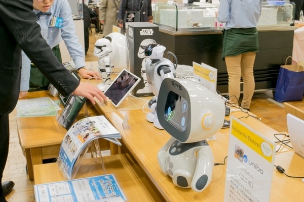ロボホンカフェや様々なロボットに出会える！ 日本橋三越本店で「はじまりのフェスティバル」が開催中