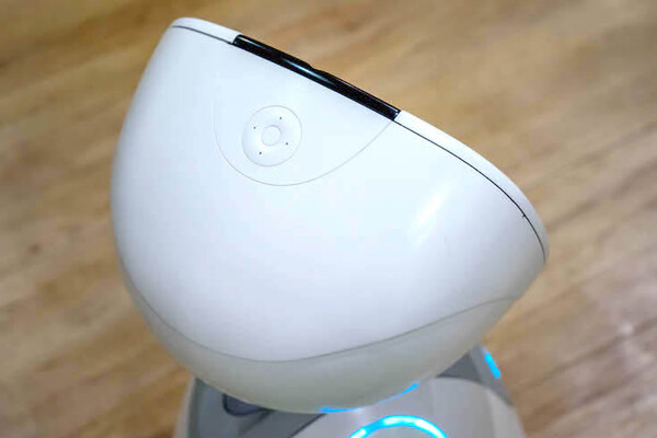 自律移動できる家庭用ロボット「BUDDY」がロボスタにやって来た！ 写真で紹介 by ロボスタカメラ部