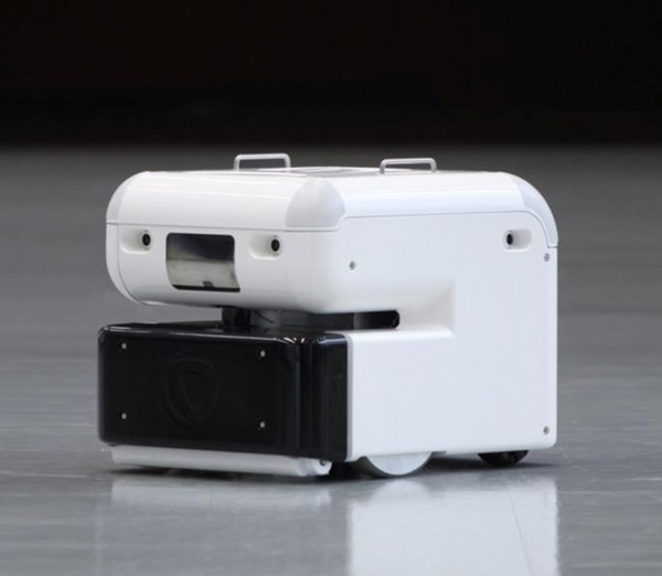 サイバーダインの次世代型清掃ロボット「CL02」、住友商事の管理ビルに順次配備へ