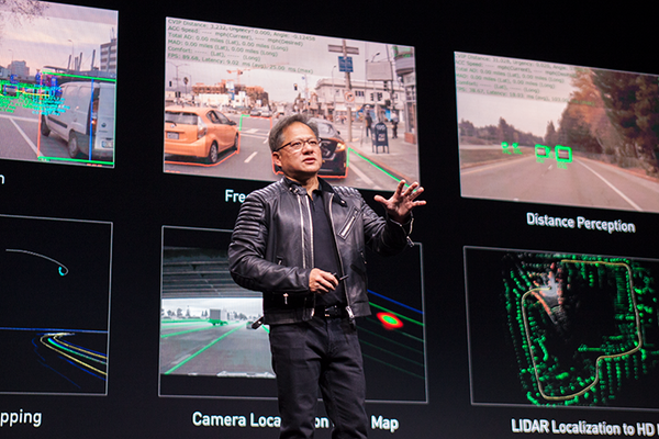 【GTC2018】基調講演で「Holodeck」を使って無人の車を遠隔操縦！観客騒然！自動運転には遠隔操作も必要か