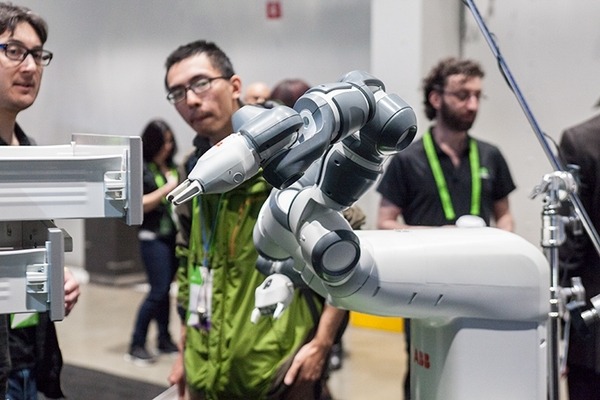 【GTC 2018】NVIDIAのロボット開発環境「ISAAC」(アイザック)とは? ロボット活用と開発の未来をAIが変える ～SDKも発表～