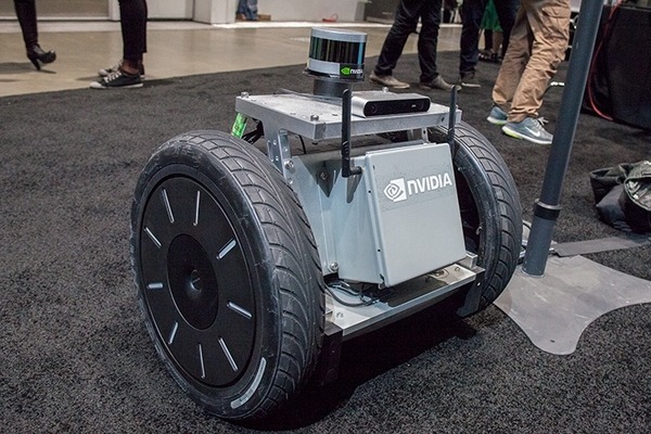 【GTC 2018】NVIDIAのロボット開発環境「ISAAC」(アイザック)とは? ロボット活用と開発の未来をAIが変える ～SDKも発表～