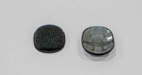 【レビュー】 SONY aibo専用の「足裏パッド」装着してみた結果は？