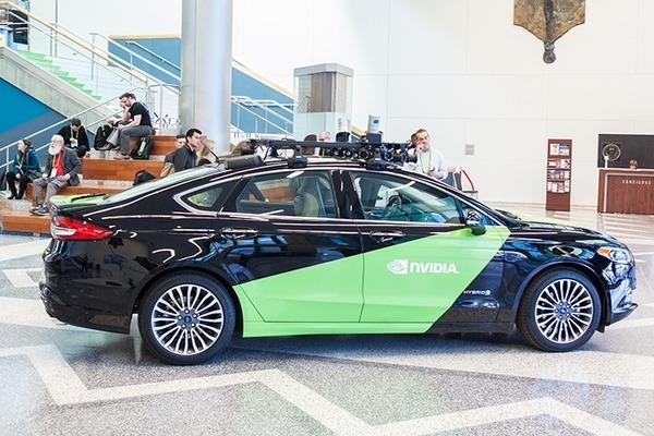 AI自動運転車「BB8」と最新技術、NVIDIAに聞くAIコンピュータ「DRIVE」シリーズと「レベル5」実現までの道のり