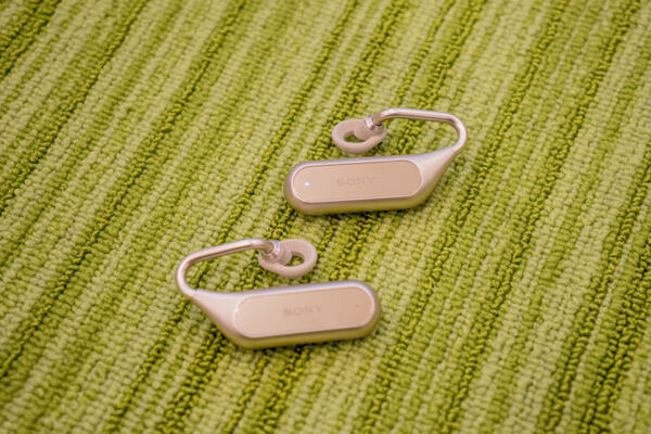 【レビュー】本日予約開始！AIアシスタント搭載のソニーの新製品「Xperia Ear Duo」は”オープン”イヤーヘッドセット！LINE Clovaも使える
