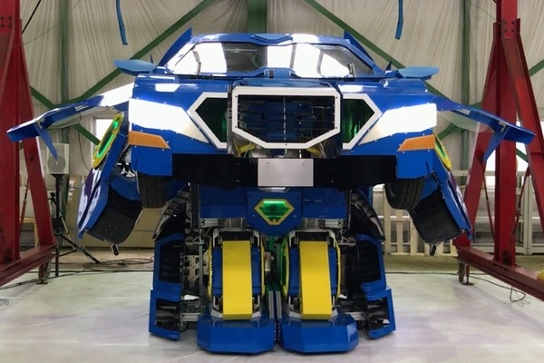 【速報】全長4mの人型変形ロボットが車にトランスフォーム！人が乗れる「J-deite RIDE」を公開、ド迫力変形映像を見よ！