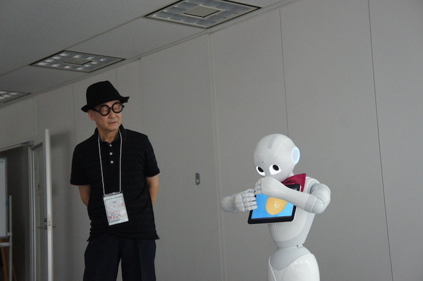 Pepperマジック、マッキー小澤さんにお話を聞いてみた。