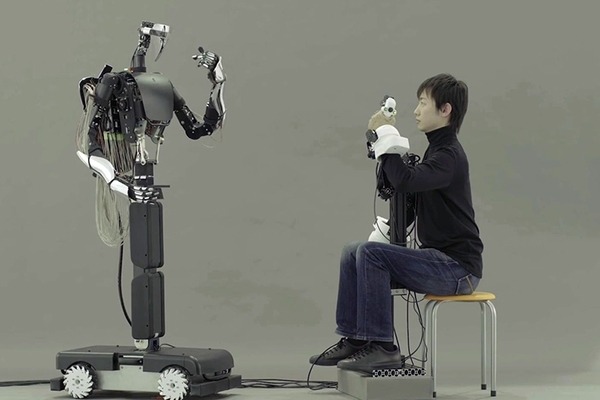 サイボーグ実現へ　人間の機能拡張を目指すメルティン CEO インタビュー(1/2)　驚きのサイボーグ技術！筋肉のようなワイヤー、脳の生体信号で動作