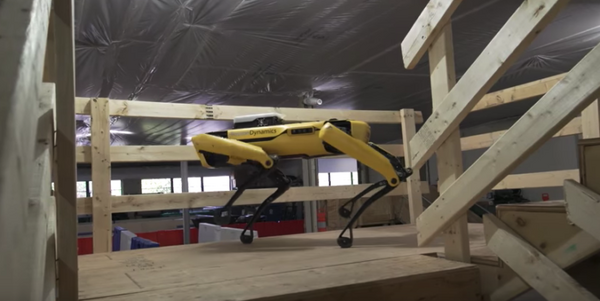 ジョギングしたり、オフィスを歩き回ったり　ボストン・ダイナミクスのロボットの進化がやばい