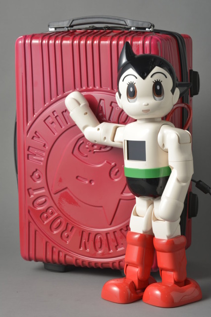 本日より「ATOMキャリーケース」が購入受付開始！【週刊鉄腕アトムを作ろう！】