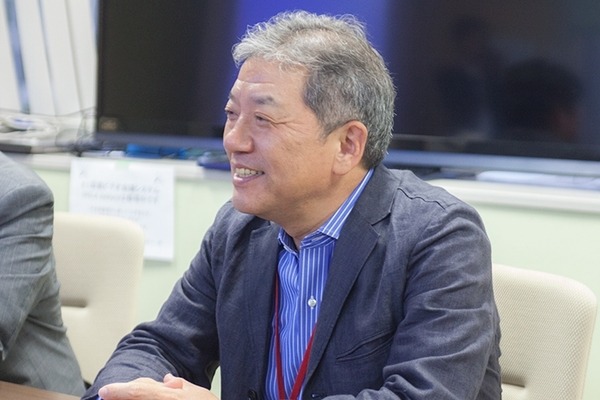 富士通が中小企業向け「ロボット×AIプラットフォーム」を発売！スリープロと連携し、開発環境とサポートも一括で提供