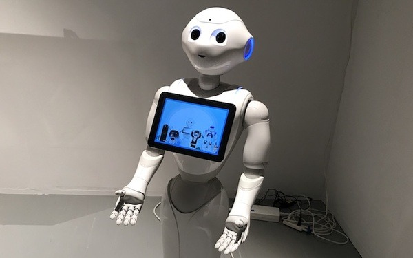 ロボホンやPepper、Xperia Hello!も活躍する防災イベント、NHK福岡放送局で開催！子ども達もロボットと防災サバイバル体験