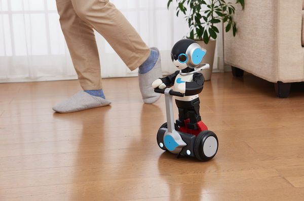 ロビ&ロビ2の専用モビリティ「ロビライド」が本日発売！ 価格は4万2千円、受付は8月10日まで