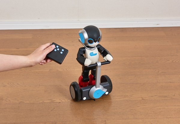 ロビ&ロビ2の専用モビリティ「ロビライド」が本日発売！ 価格は4万2千円、受付は8月10日まで