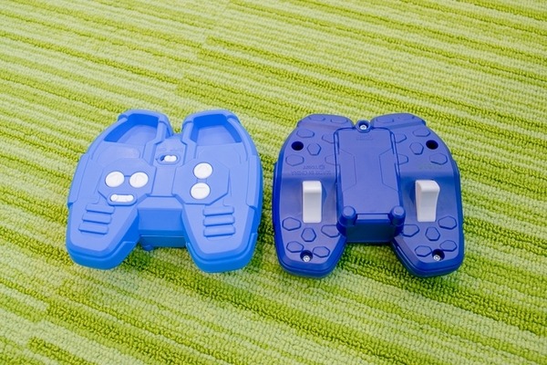 【W杯開幕記念】おじさんもお姉さんも熱中！ 「サッカーボーグ」6体で試合してみた！