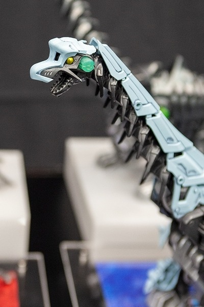 【速報】ゾイドワイルド第2弾は全高27cmの巨大な恐竜「ブラキオサウルス」と小型の「クワガタ」！