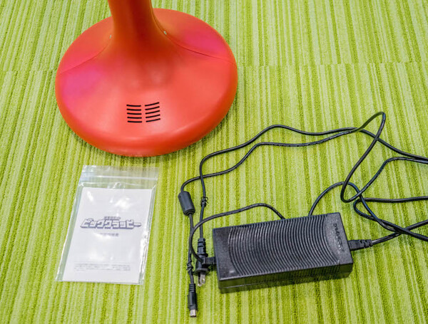 噂の拍手ロボット「ビッグクラッピー」レビュー！ 開封の儀