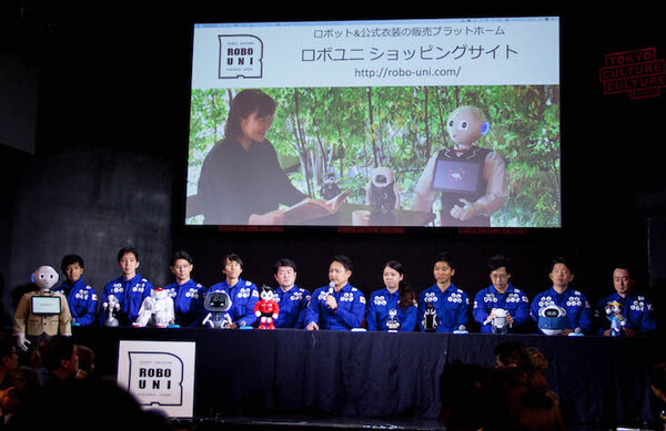 10種のロボットが集結！ 衣装をまとったロボットファッションショー「ロボコレ2018」が開催