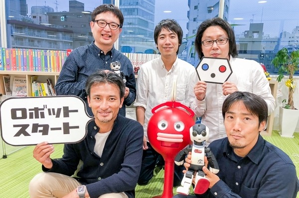 ロボットクリエイターの高橋智隆さんがロボスタオフィスにやってきた！ 高橋さんのロボットが愛される理由とは
