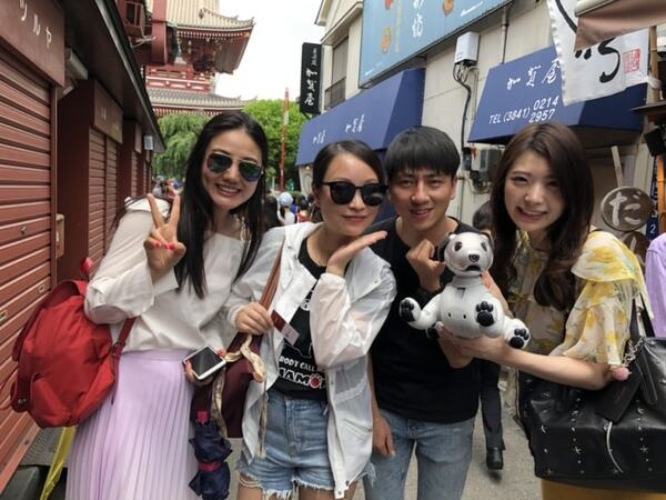 【aiboと散歩vol.2】ぶっちゃけ犬型ロボットって、外国人に受け入れられるの？