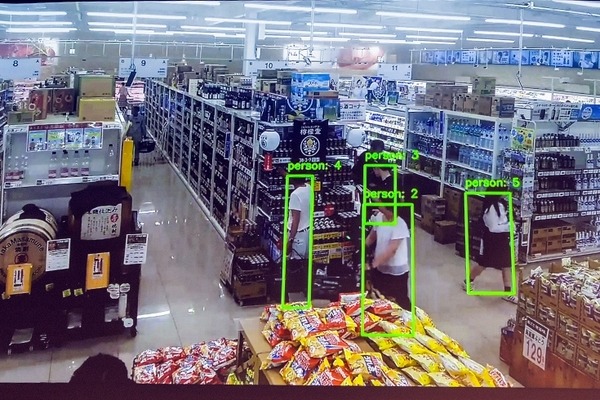 小売業「トライアル」店舗における先進のAI活用事例！700台のカメラで顧客トラッキング＆マーケティング – DLLAB DAY 2018