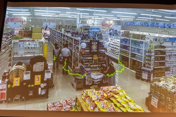 小売業「トライアル」店舗における先進のAI活用事例！700台のカメラで顧客トラッキング＆マーケティング – DLLAB DAY 2018