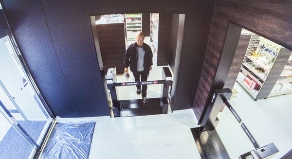 AIを活用した無人店舗「モノタロウ AIストア」、通販大手モノタロウとオプティムが実証実験