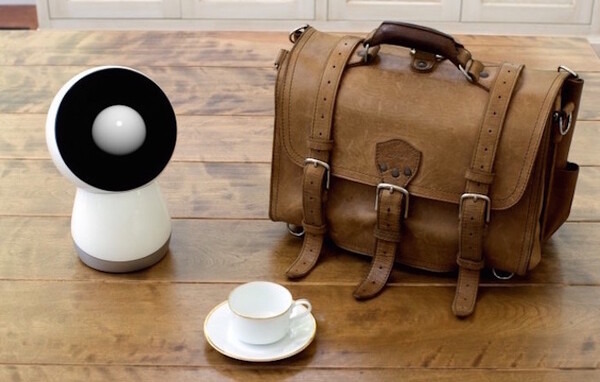 家庭用ロボット開発のJibo社が2度のレイオフを実施　話題のロボットがなぜ苦境に？