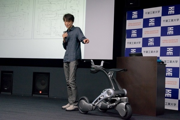 【動画あり】バイクに変形するロボット「CanguRo」千葉工大fuRoが開発　人機一体の操作性