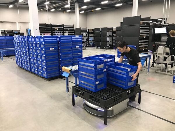 アリババやDJIの倉庫など、3000台の物流ロボット導入実績を持つギークプラス 「EVE SLAM型」の国内販売開始